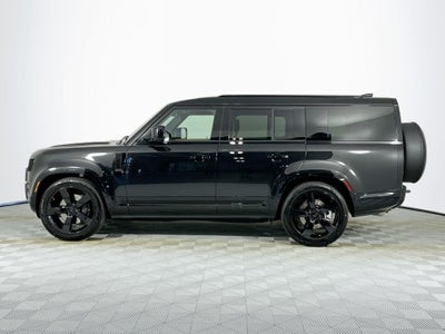 2026 Land Rover Defender 130 X-Dynamic SE