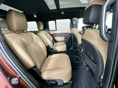 2026 Land Rover Defender 130 X-Dynamic SE