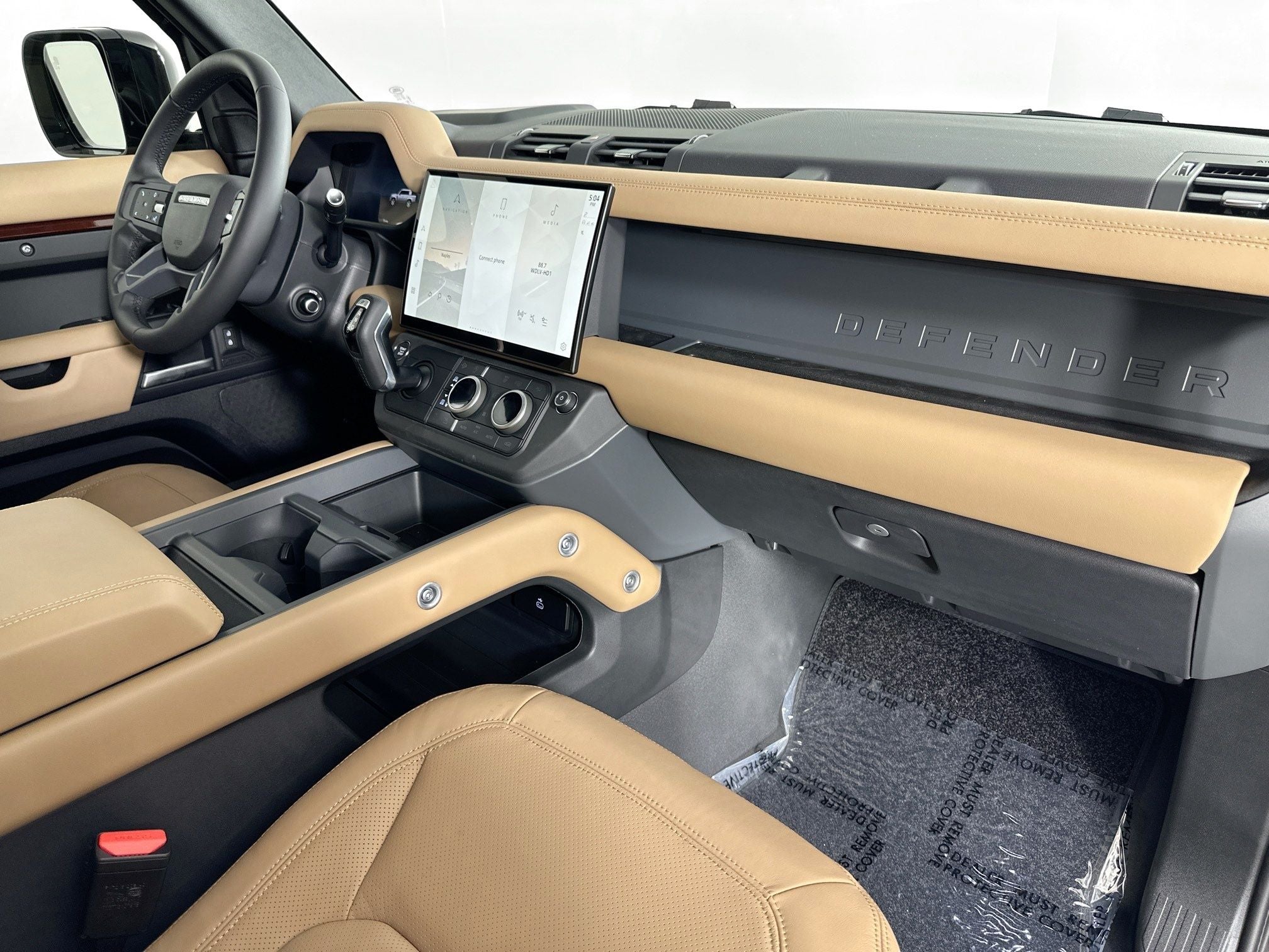 2026 Land Rover Defender 130 X-Dynamic SE