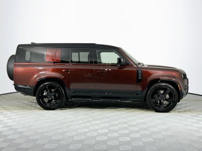 2026 Land Rover Defender 130 X-Dynamic SE