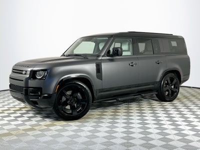 2026 Land Rover Defender 130 X-Dynamic SE
