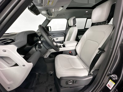 2026 Land Rover Defender 130 X-Dynamic SE