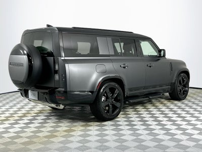 2026 Land Rover Defender 130 X-Dynamic SE