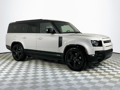 2026 Land Rover Defender 130 X-Dynamic SE
