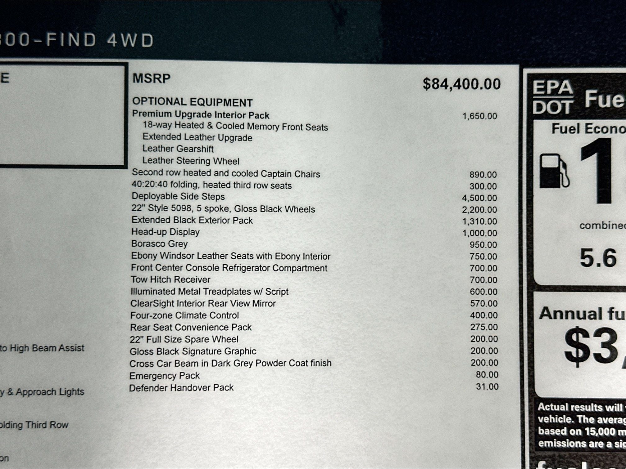 2026 Land Rover Defender 130 X-Dynamic SE