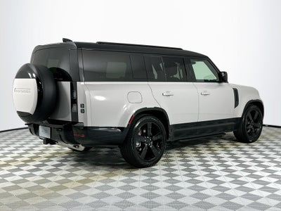2026 Land Rover Defender 130 X-Dynamic SE