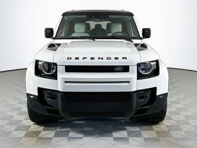 2026 Land Rover Defender 130 X-Dynamic SE
