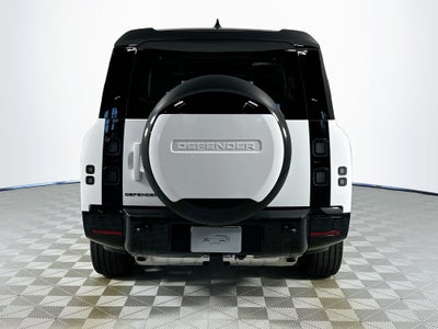 2026 Land Rover Defender 130 X-Dynamic SE