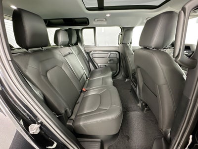 2025 Land Rover Defender 110 S