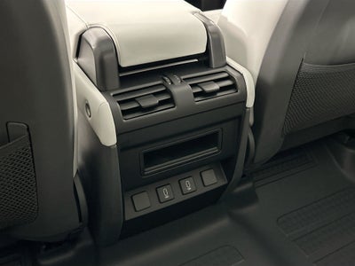 2026 Land Rover Defender 110 S
