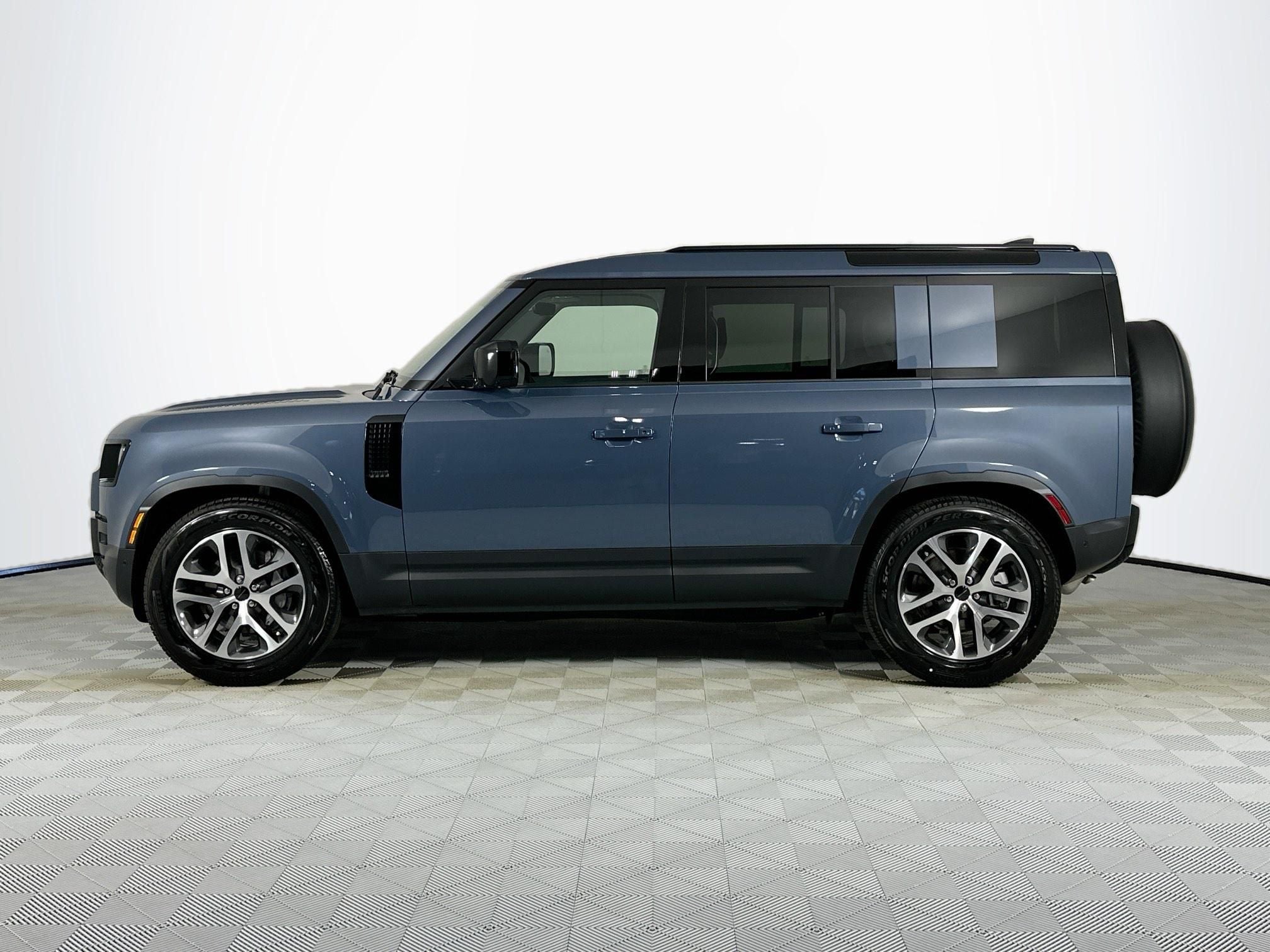 2026 Land Rover Defender 110 S