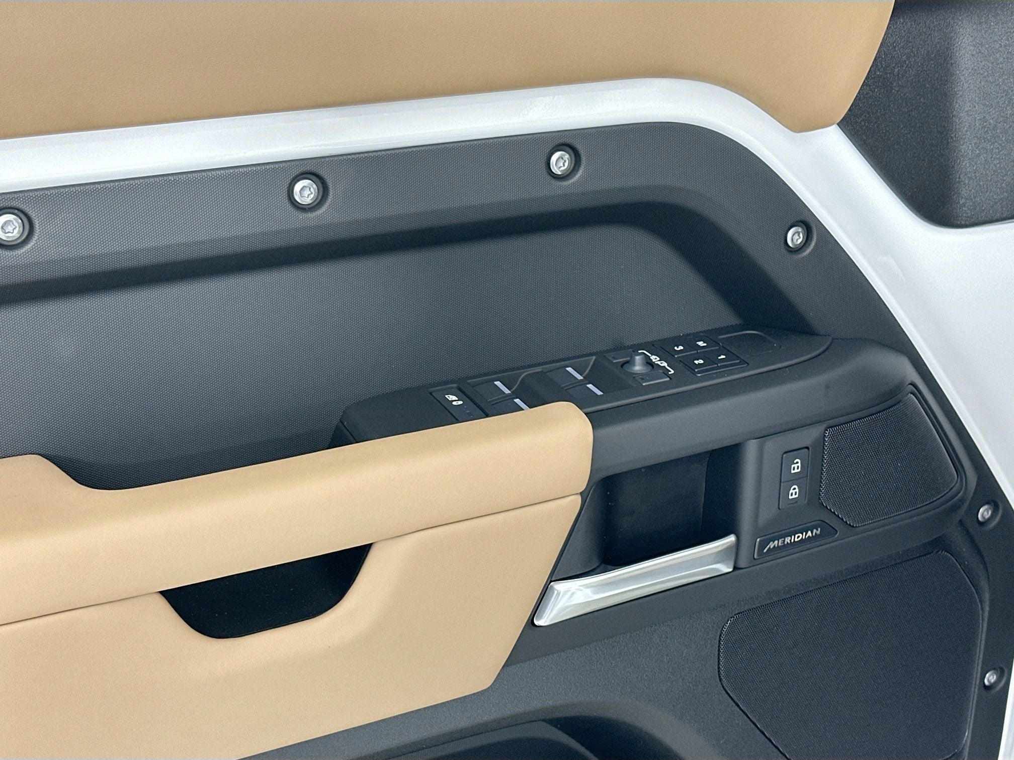 2026 Land Rover Defender 110 S