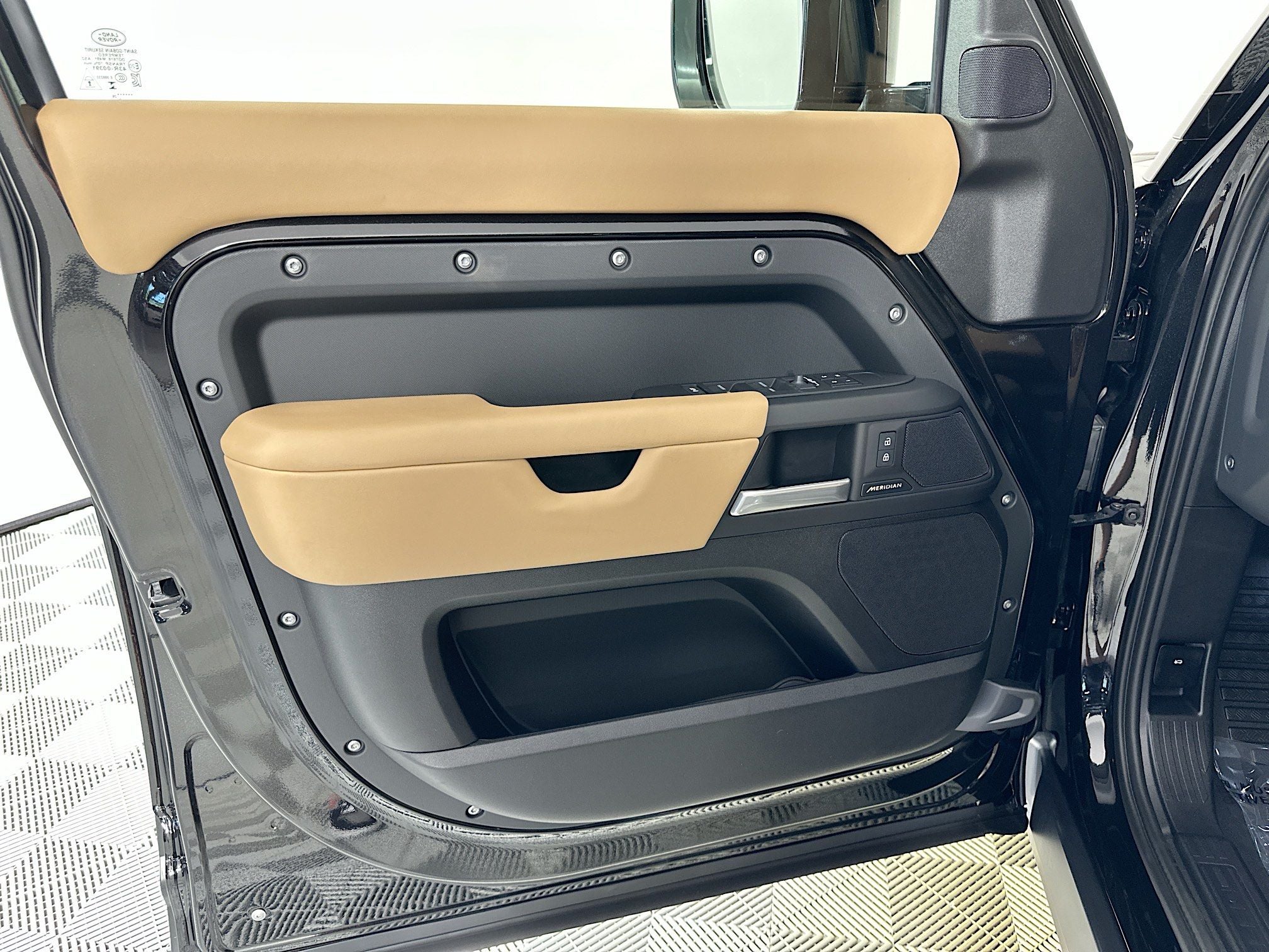 2026 Land Rover Defender 110 S