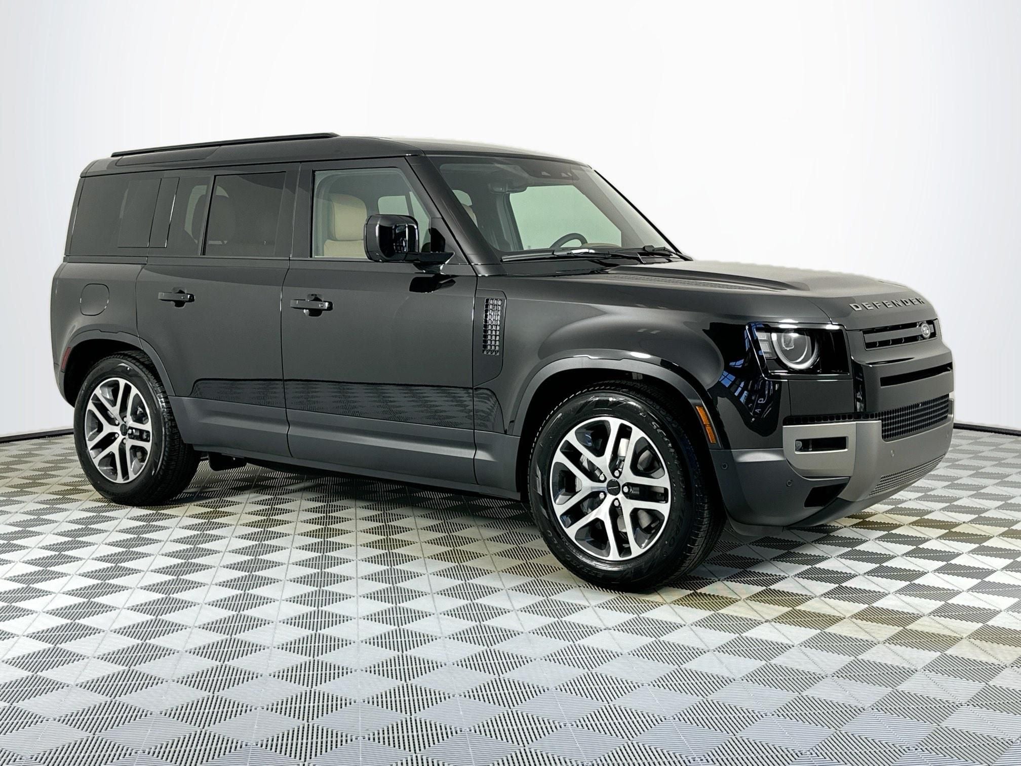 2026 Land Rover Defender 110 S
