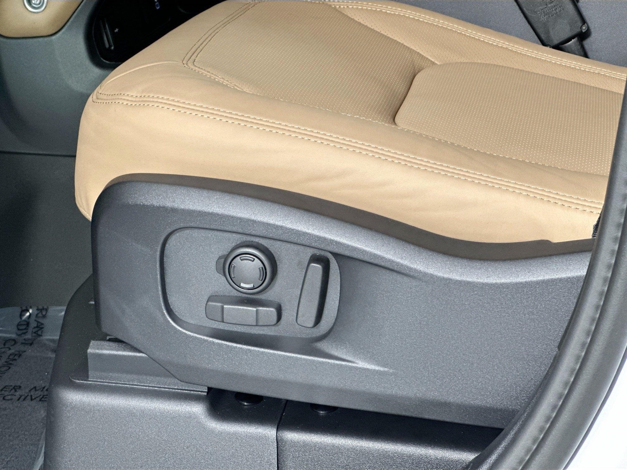 2026 Land Rover Defender 110 S