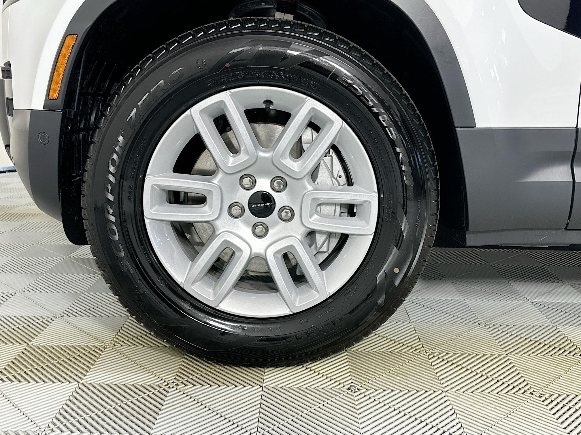 2026 Land Rover Defender 110 S