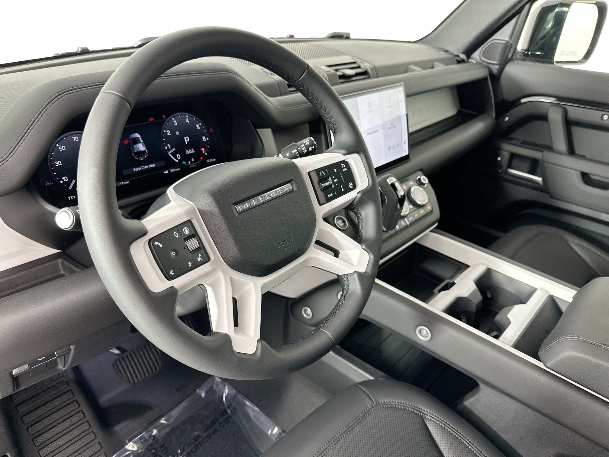 2025 Land Rover Defender 110 S