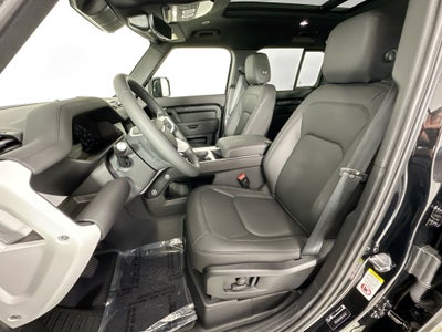 2025 Land Rover Defender 110 S