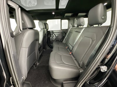 2025 Land Rover Defender 110 S