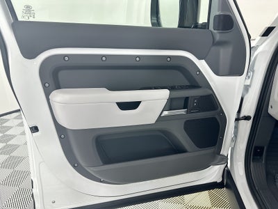 2026 Land Rover Defender 110 S