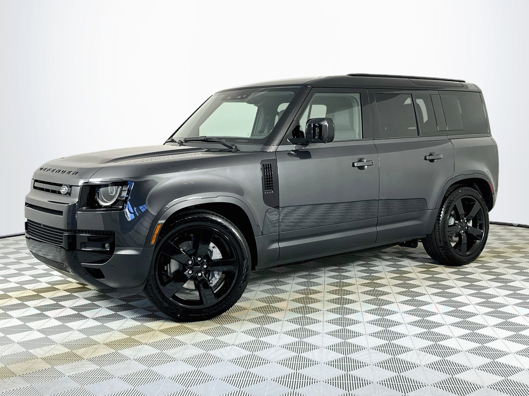 2026 Land Rover Defender 110 S