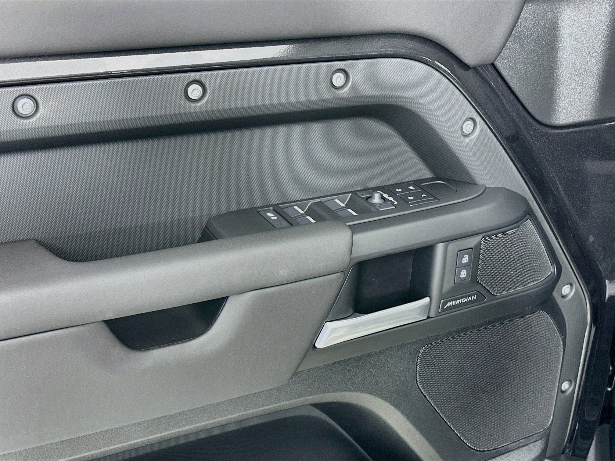 2026 Land Rover Defender 110 S