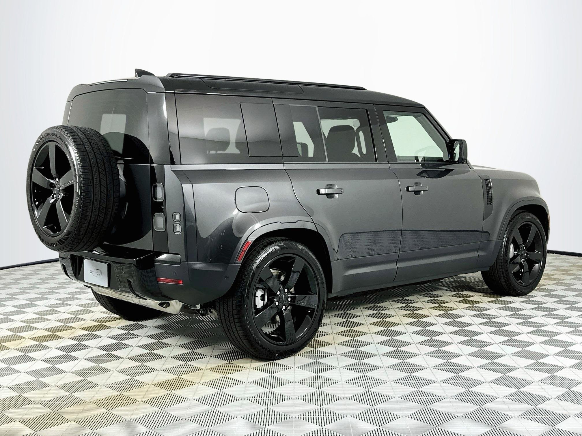 2026 Land Rover Defender 110 S