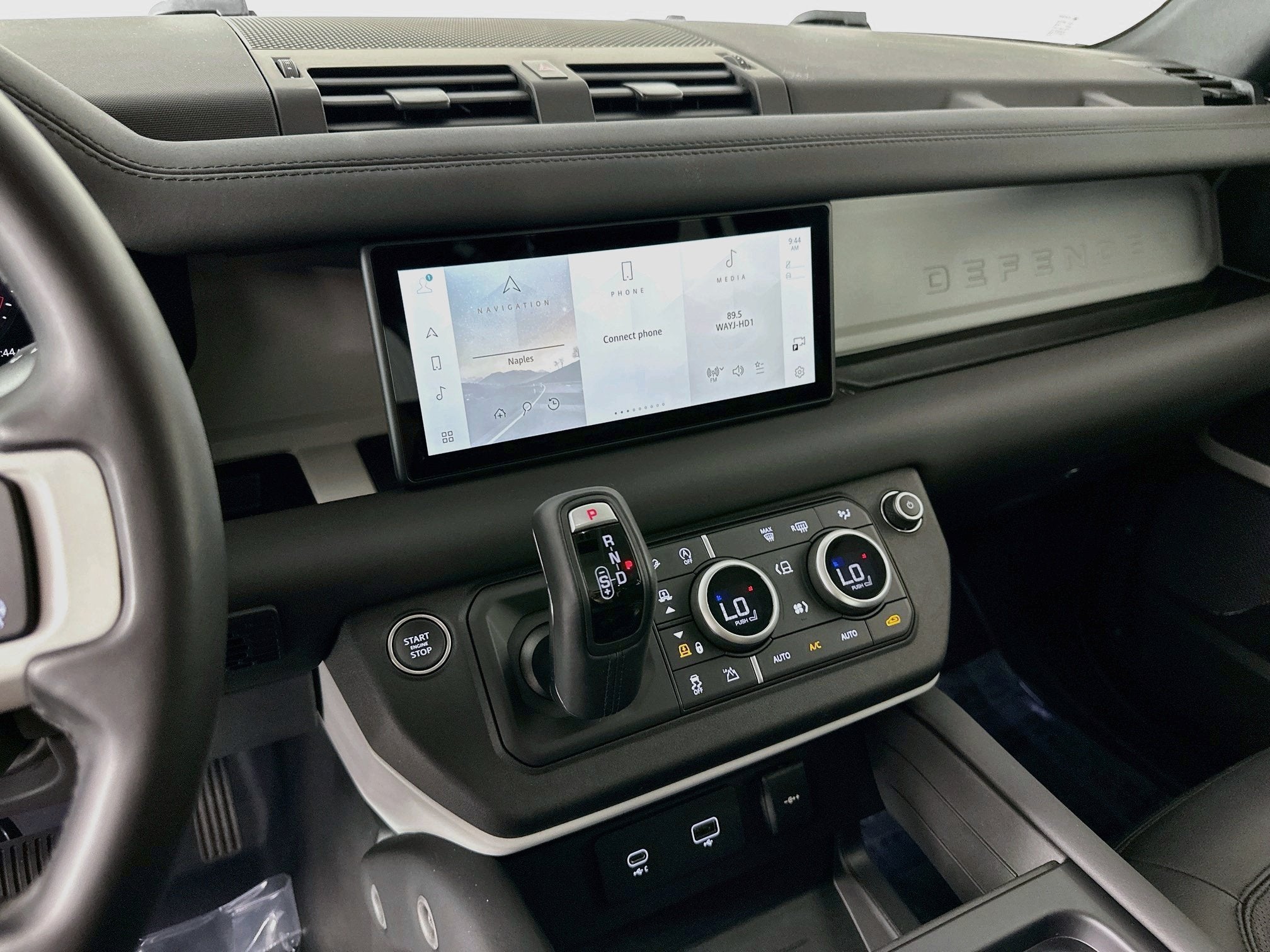 2024 Land Rover Defender 110 S