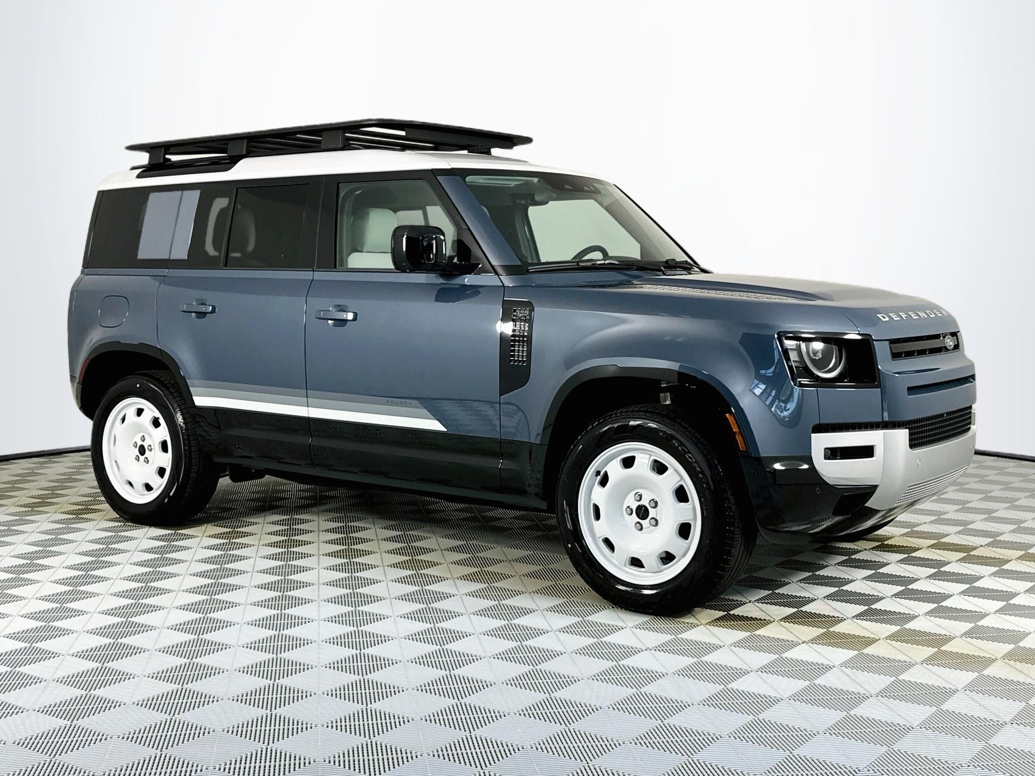 2026 Land Rover Defender 110 S