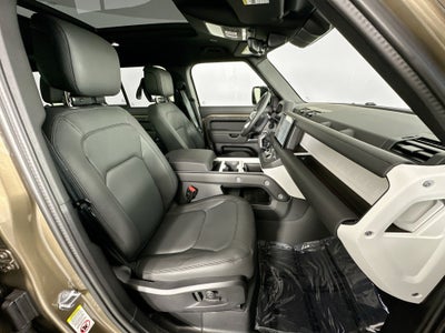 2025 Land Rover Defender 110 S
