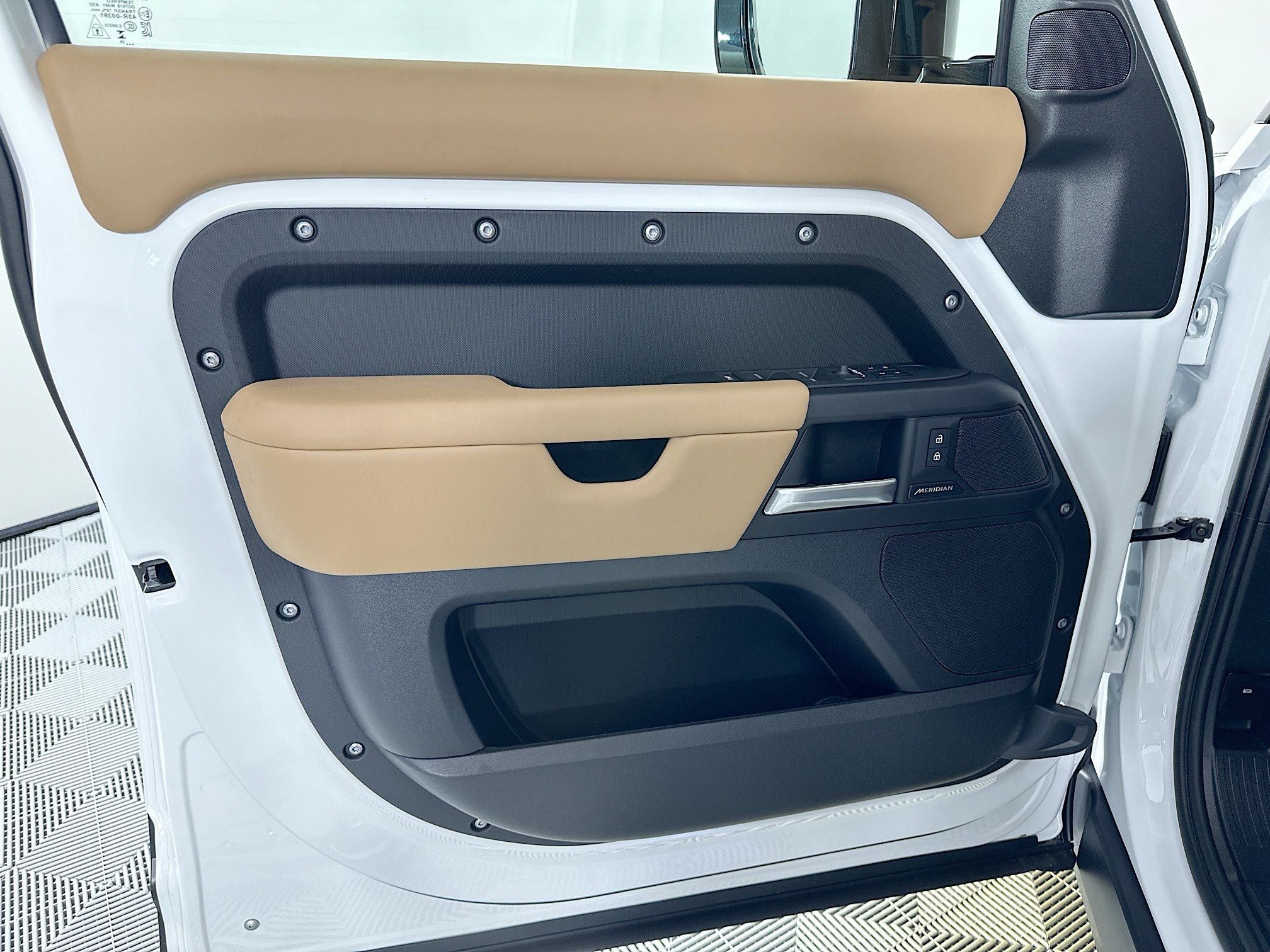 2026 Land Rover Defender 110 S