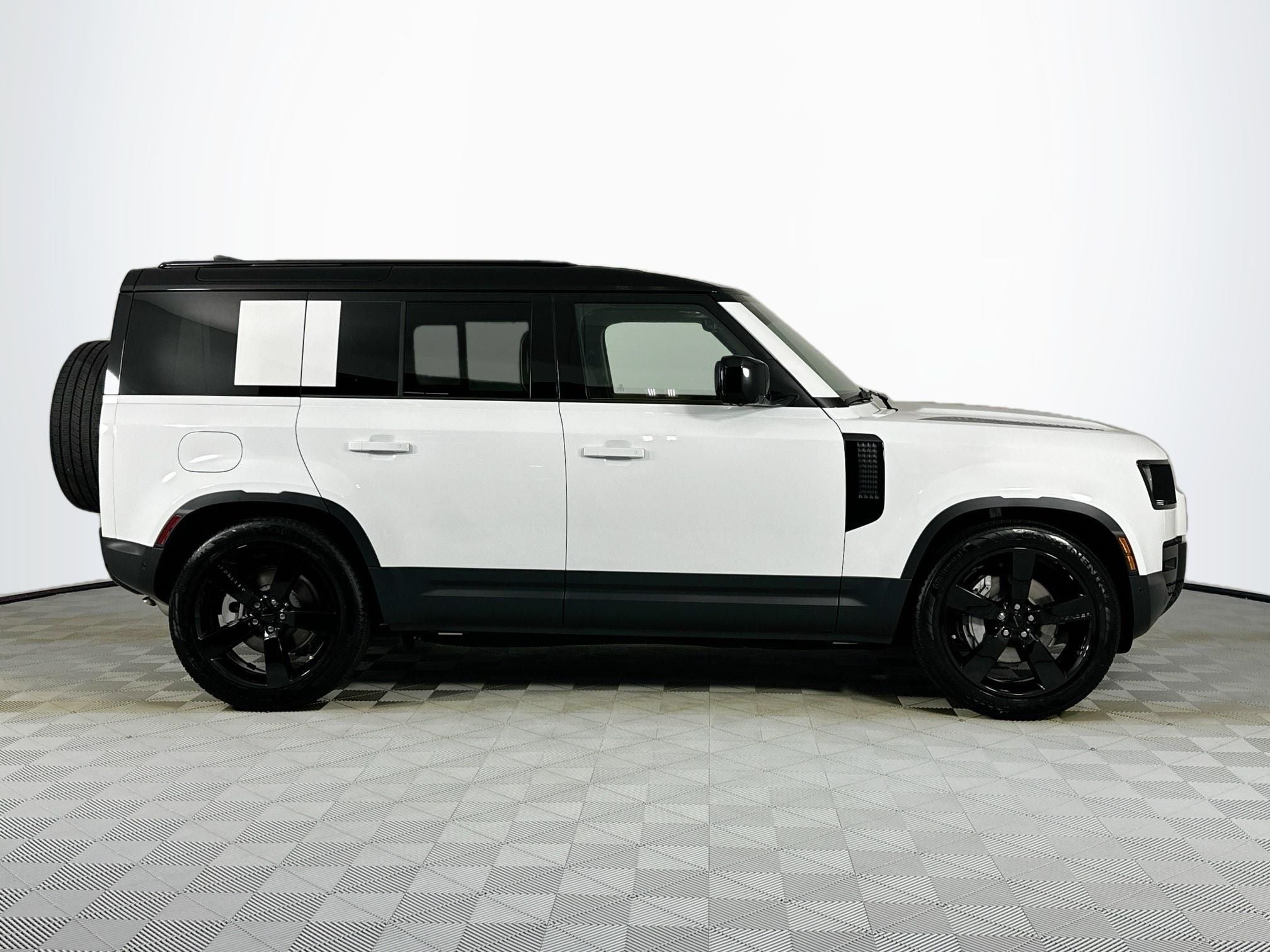2026 Land Rover Defender 110 S