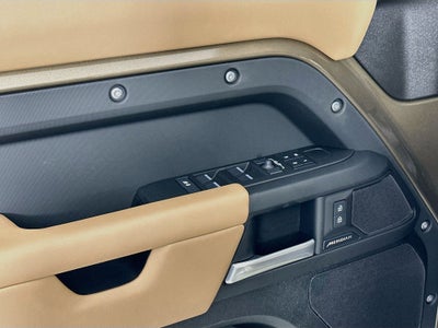 2026 Land Rover Defender 110 S