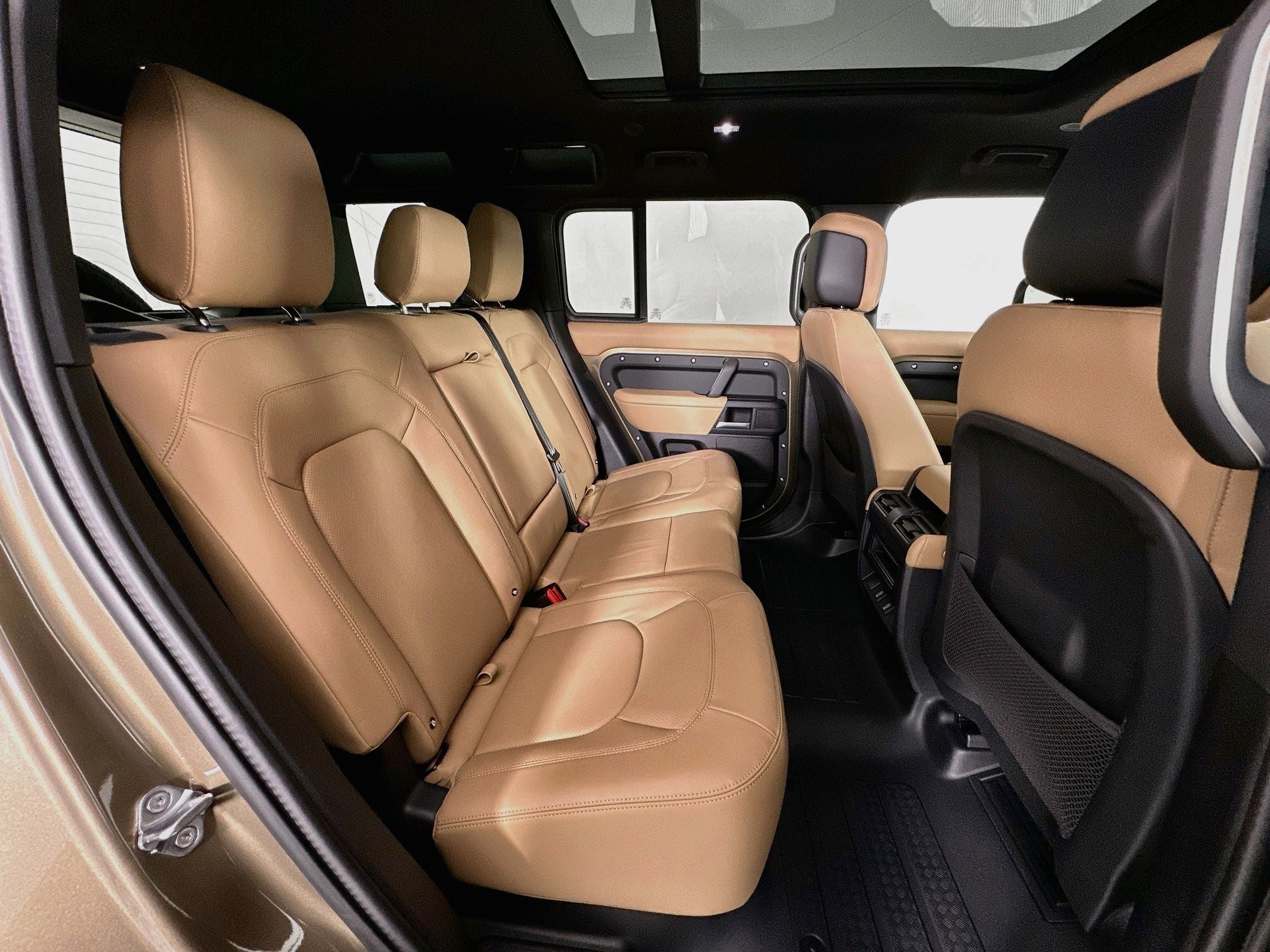 2026 Land Rover Defender 110 S