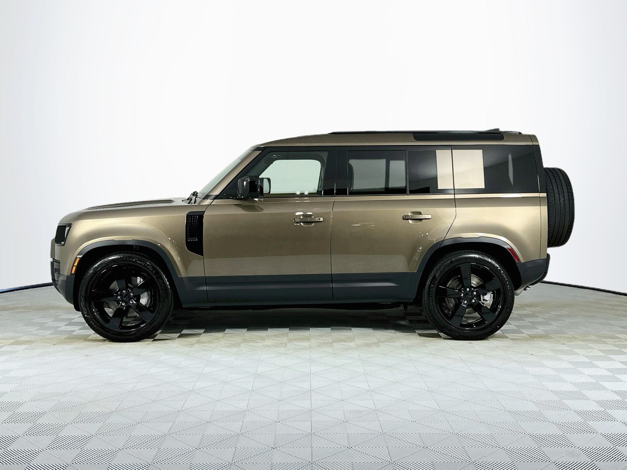 2026 Land Rover Defender 110 S