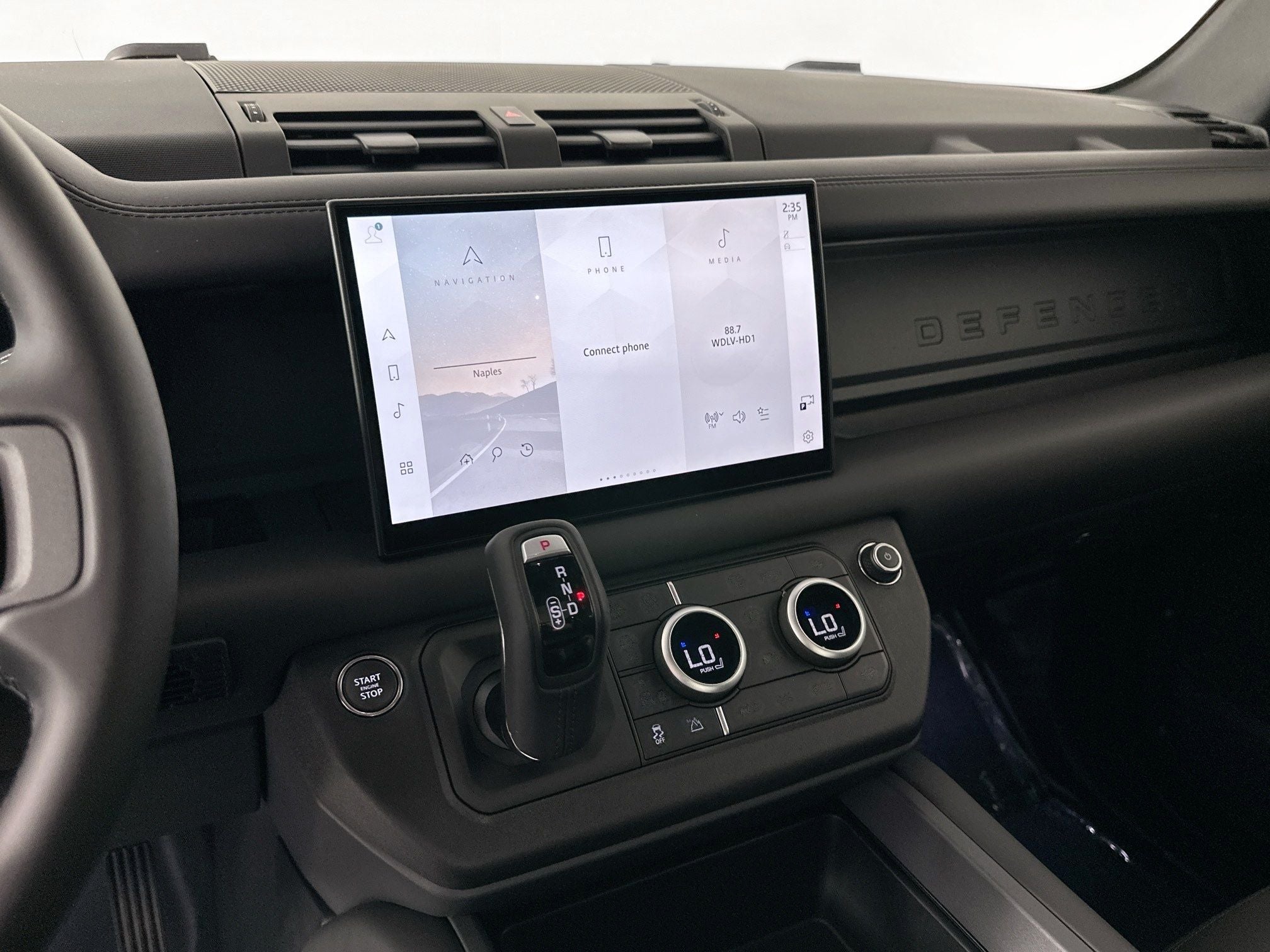 2025 Land Rover Defender 110 S