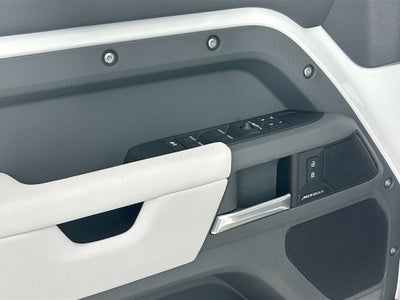 2026 Land Rover Defender 110 S