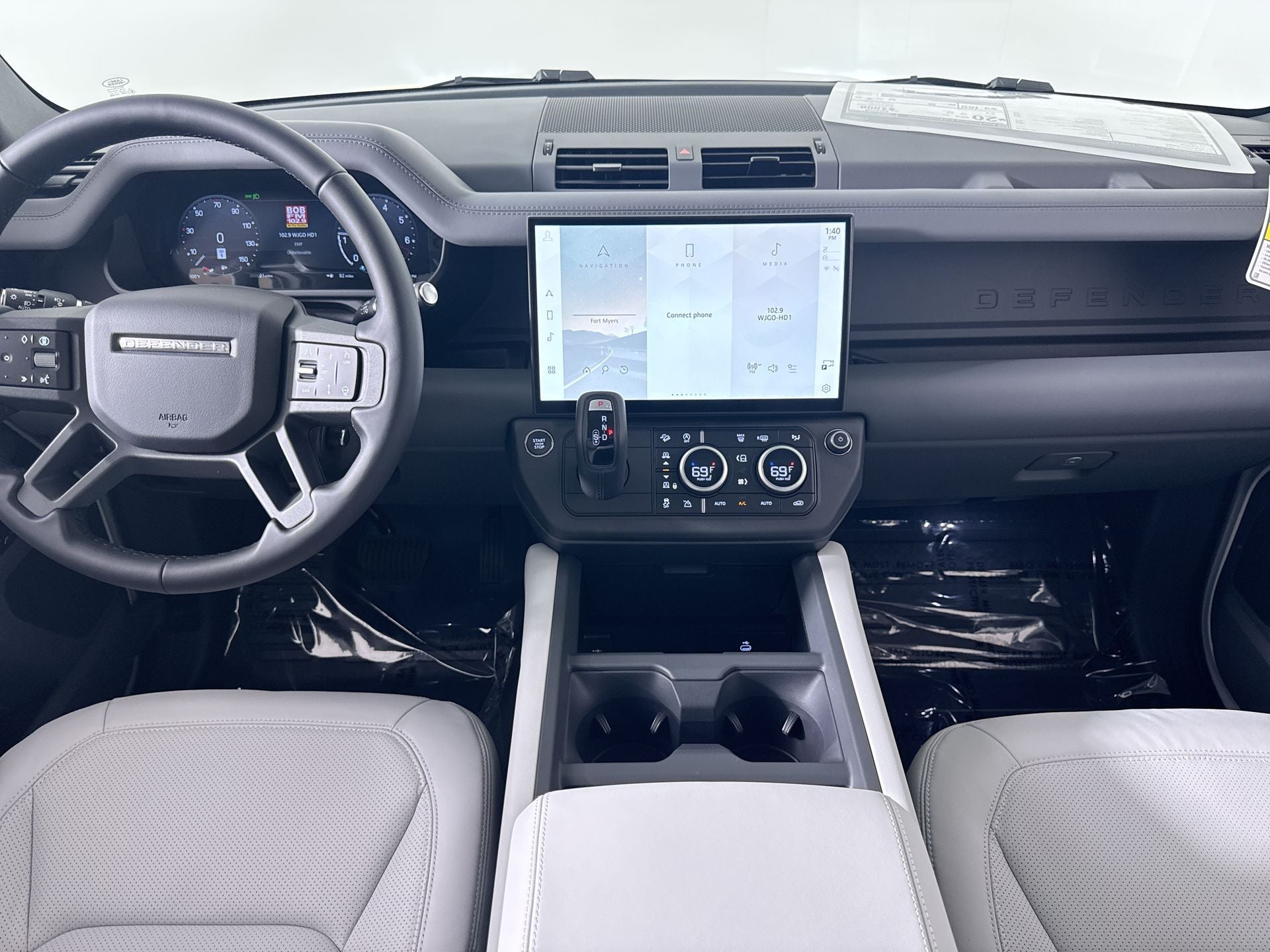 2026 Land Rover Defender 110 S