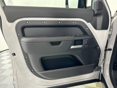 2026 Land Rover Defender 110 S