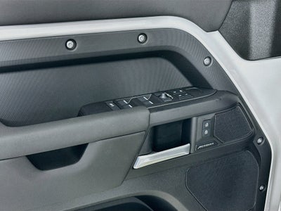 2026 Land Rover Defender 110 S