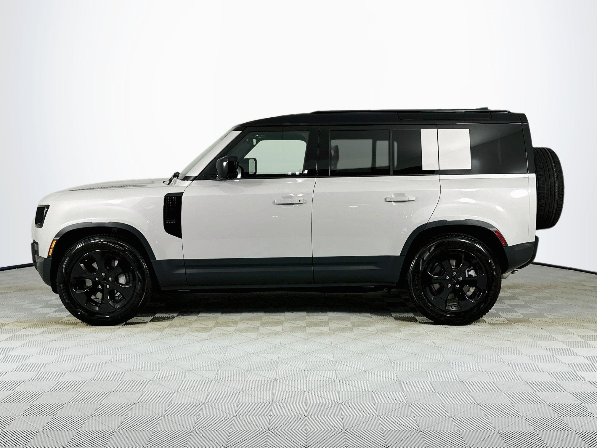 2026 Land Rover Defender 110 S