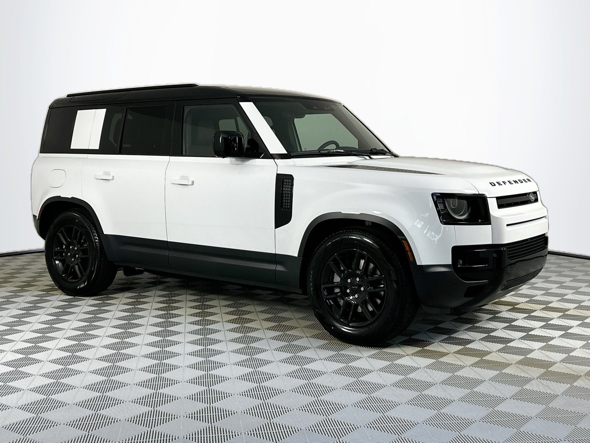 2026 Land Rover Defender 110 S