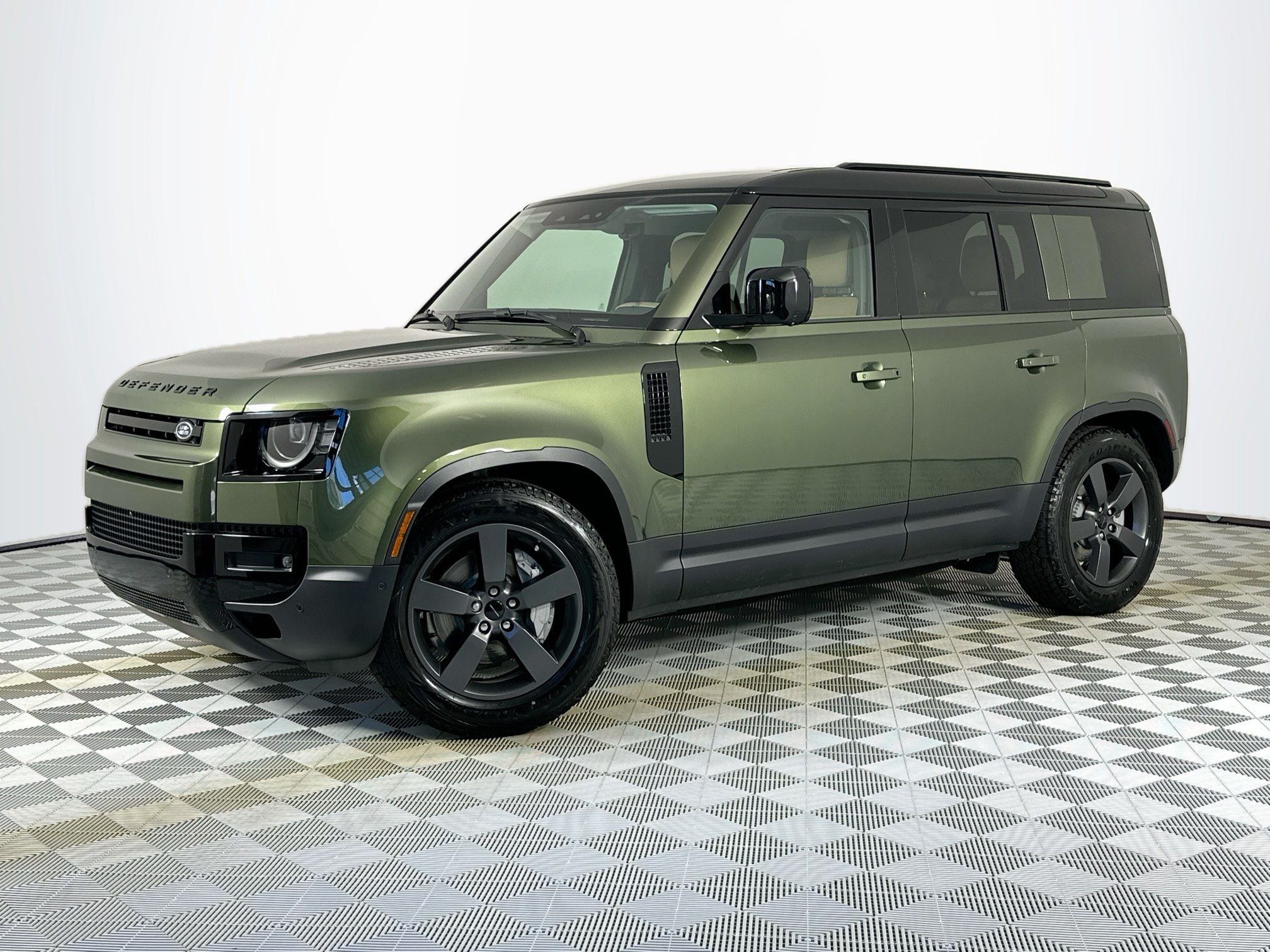 2026 Land Rover Defender 110 S