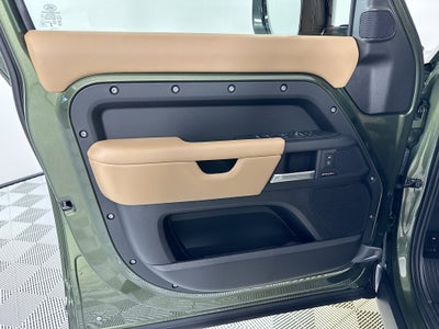 2026 Land Rover Defender 110 S