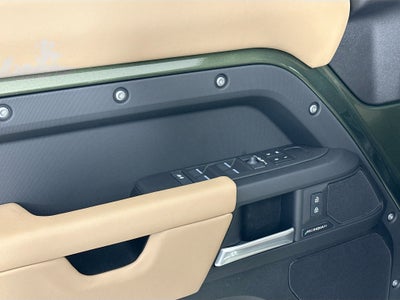 2026 Land Rover Defender 110 S