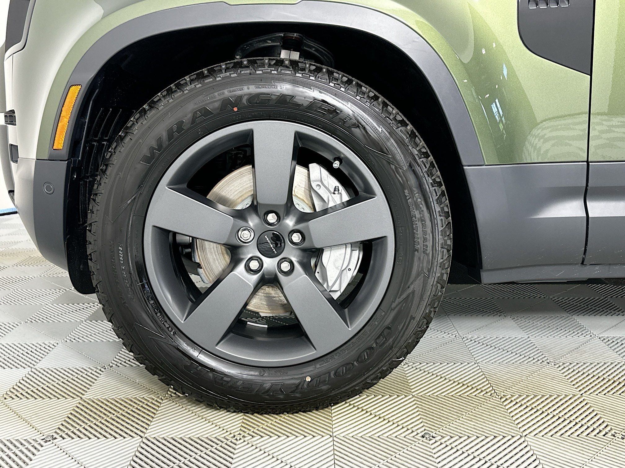 2026 Land Rover Defender 110 S