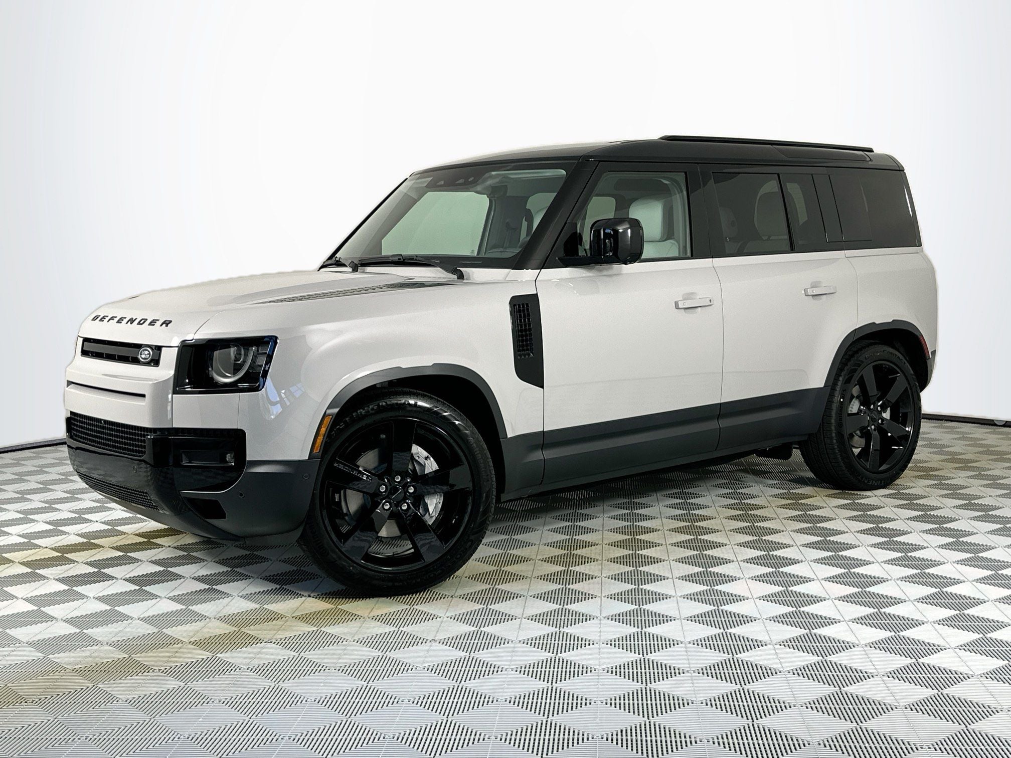 2026 Land Rover Defender 110 S