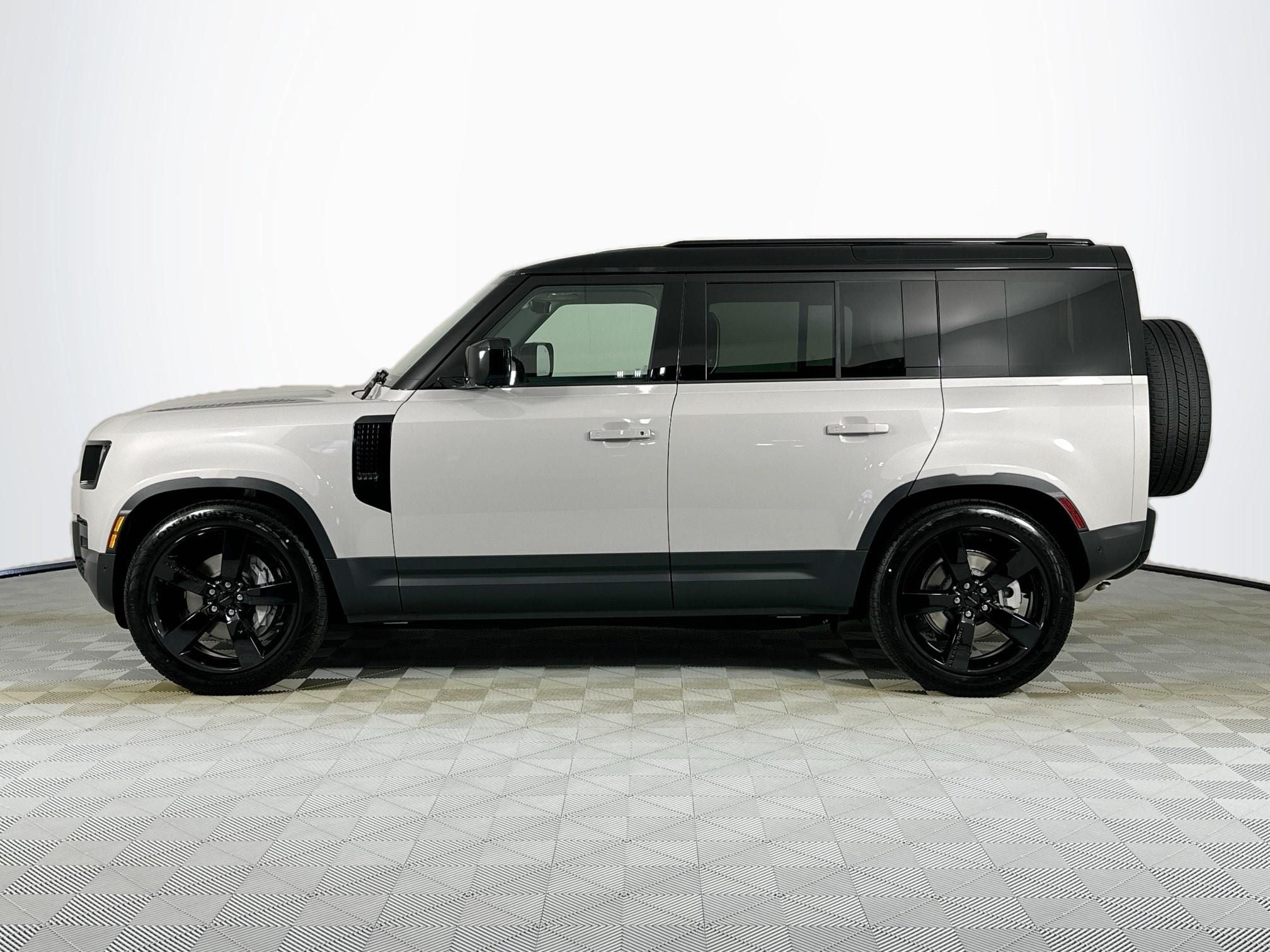 2026 Land Rover Defender 110 S