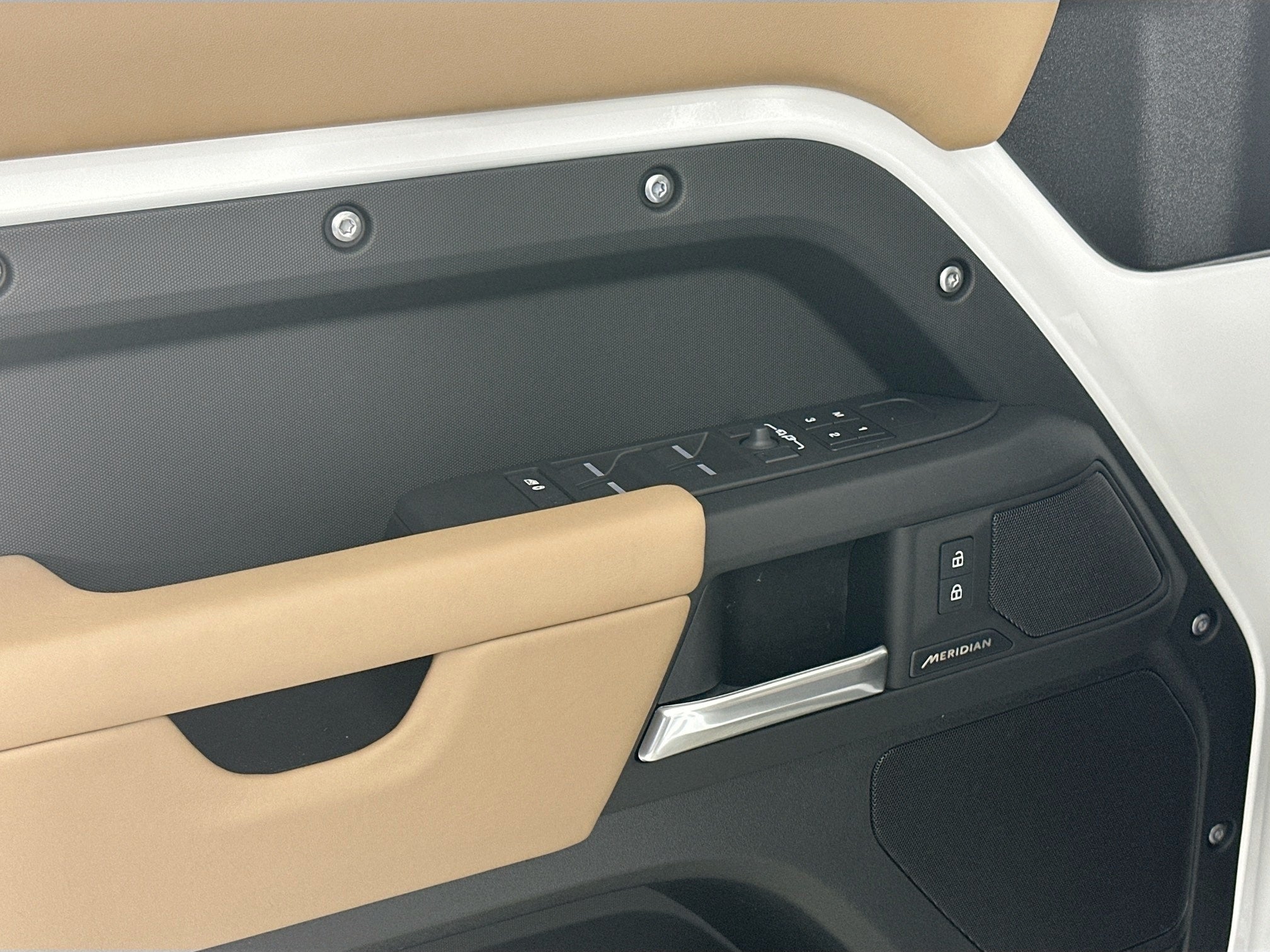 2026 Land Rover Defender 110 S