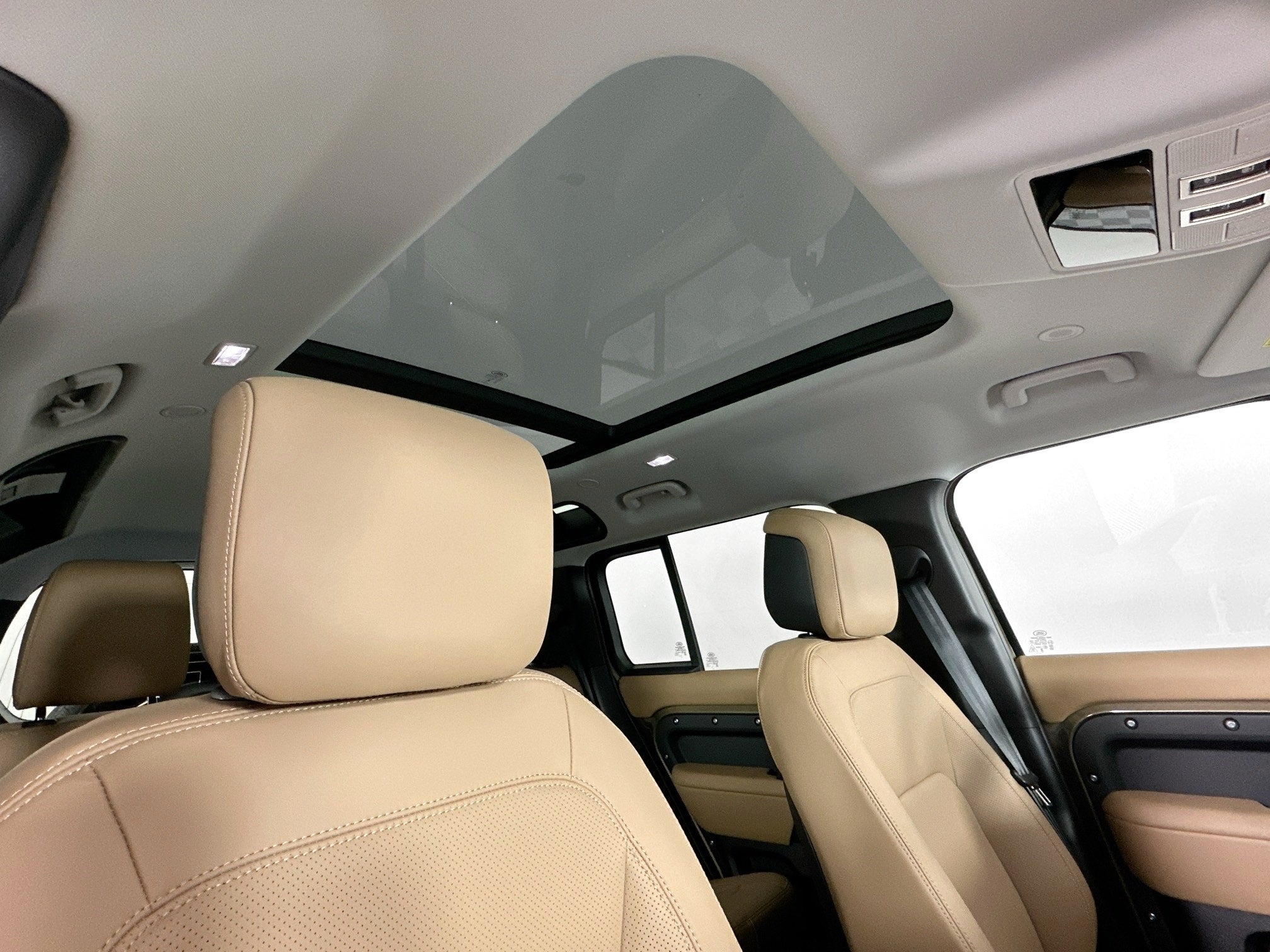 2026 Land Rover Defender 110 S